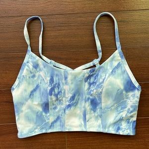 Cross-back Strappy sports bra